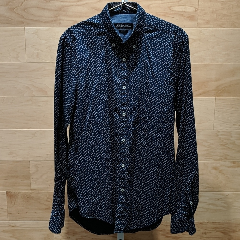 Zara Man micro daisy on Navy slim fit medium print
